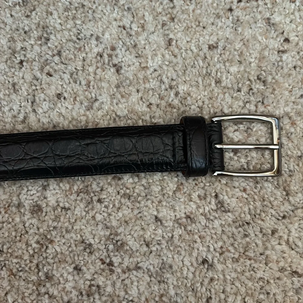 Great condition Cole Haan belt!